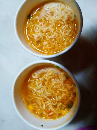 NISSIN 닛신 컵누들  4종 - 씨푸드오리지날, 씨푸드 스파이시, 씨푸드 커리, 씨푸드 XO소스 — 5점을 준 리뷰어가 2021년 11월 올린 사용 사진