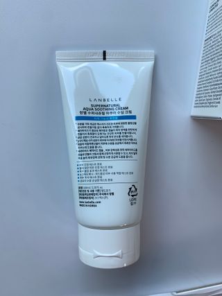 랑벨 수퍼내츄럴 아쿠아 수딩 크림 100ml — 5점을 준 리뷰어가 2022년 6월 올린 사용 사진