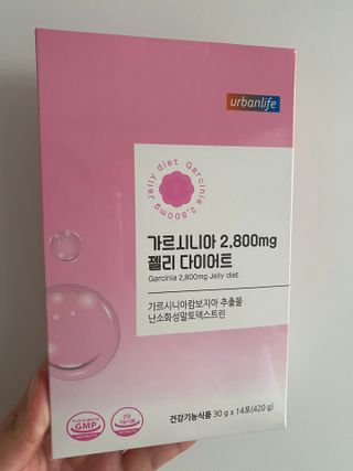 주식회사 얼굴반쪽 [얼굴반쪽 가르시니아 2,800mg] x 14포 1주 젤리 다이어트 보조제 체지방감소 — 5점을 준 리뷰어가 2021년 10월 올린 사용 사진