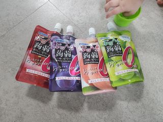 ORIHIRO 오리히로 곤약젤리 제로칼로리 130g 4종 4팩(맛별로 1팩씩) — 5점을 준 리뷰어가 2023년 2월 올린 사용 사진