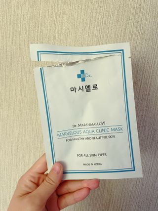 닥터마시멜로 닥터마스멜로 마블러스 아쿠아 클리닉 마스크 — 5점을 준 리뷰어가 2021년 7월 올린 사용 사진