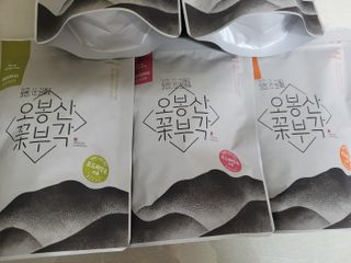오봉산꽃부각 [만나식품] 오봉산 꽃부각 3가지 맛(오리지널, 새우맛, 매운고추맛) — 5점을 준 리뷰어가 2023년 1월 올린 사용 사진