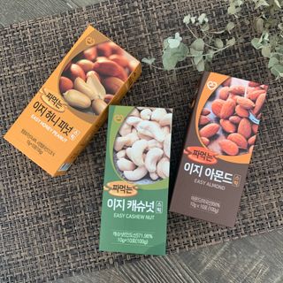 짜먹는 이지견과 짜먹는 이지아몬드, 짜먹는 이지허니피넛, 짜먹는 이지캐슈넛 각 10g X  10포 — 5점을 준 리뷰어가 2021년 2월 올린 사용 사진