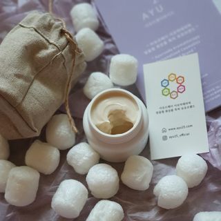 AYU25[아유트웬티파이브]다마스크로즈워터 베이스 천연 수분 촉촉 크림 — 3점을 준 리뷰어가 2021년 3월 올린 사용 사진