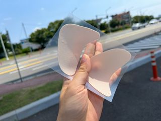 원에이드 알로에사포나리아 투명 골프패치 & 원에이드 하이드로겔 스포츠패치 — 3.5점을 준 리뷰어가 2022년 8월 올린 사용 사진