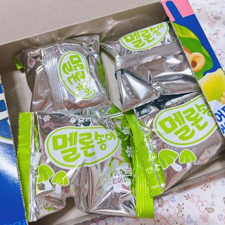 2024 오리온 여름한정판 초코파이 수박 / 후레쉬베리 멜론 / 멜론송이 — 5점을 준 리뷰어가 2024년 8월 올린 사용 사진