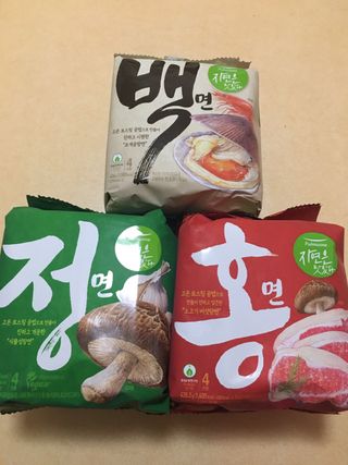 [풀무원] 자연은맛있다 정면, 백면, 홍면  세트 — 5점을 준 리뷰어가 2021년 4월 올린 사용 사진