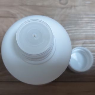 [HUREX] 휴렉스 볼류마이징 탈모완화 기능성 샴푸 150ml x 2개 — 4점을 준 리뷰어가 2021년 10월 올린 사용 사진