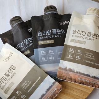 일일하우 슬리밍 플랜B 고소한 귀리맛, 진한 카카오맛 (체중조절식) — 5점을 준 리뷰어가 2023년 6월 올린 사용 사진