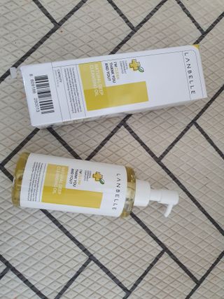 랑벨 내츄럴 딥 클렌징 오일 200ml (저자극 약산성 천연 클렌징) — 5점을 준 리뷰어가 2022년 5월 올린 사용 사진