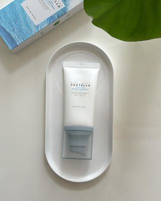 MF[스킨1004] 마다가스카르 센텔라 히알루-시카 워터핏 선세럼 50ml — 4.5점을 준 리뷰어가 2024년 5월 올린 사용 사진