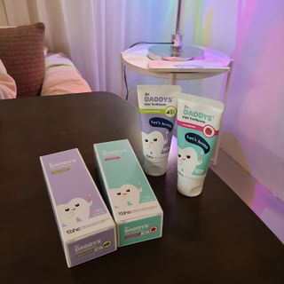 닥터데디스 안심저불소 키즈치약 (라즈베리, 청포도향 중 택 1) 60g +  여행용 미니 치약 15g — 5점을 준 리뷰어가 2022년 11월 올린 사용 사진