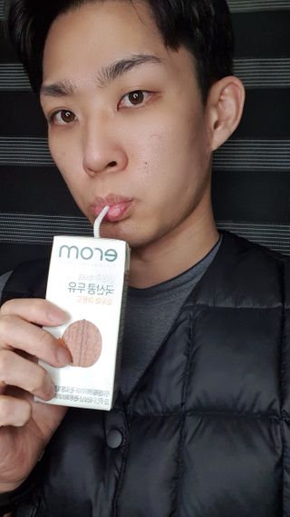 이롬 erom 황성주박사의 국산콩 두유 호두와 아몬드 — 5점을 준 리뷰어가 2020년 12월 올린 사용 사진