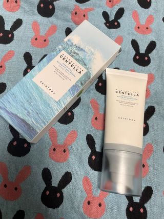 [스킨1004] 마다가스카르 센텔라 히알루-시카 워터핏 선세럼 50ml — 5점을 준 리뷰어가 2024년 5월 올린 사용 사진
