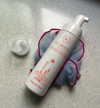 MF프리 [닥터문] 유산균 락토케어 질경초 여성청결제 200ml (폼타입) — 5점을 준 리뷰어가 2022년 6월 올린 사용 사진