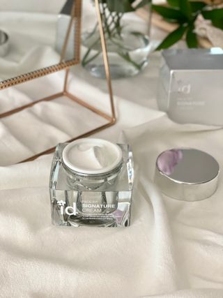 아이디플라코스메틱 아이디 페이스핏  시그니처 크림 50ml — 5점을 준 리뷰어가 2021년 10월 올린 사용 사진