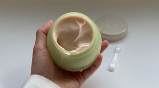 카오리온코스메틱스 사카로미세스와 시카의 만남        릴리피 릴렉싱 크림 진정한 탄력을 경험해보세요 — 4.5점을 준 리뷰어가 2021년 5월 올린 사용 사진