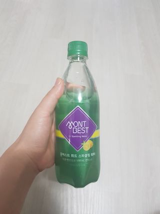 몽베스트 Montbest with Sparkling water Lemon OR Lime 20병(랜덤) — 5점을 준 리뷰어가 2022년 8월 올린 사용 사진