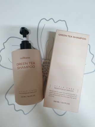프리마인 더이상 뻣뻣하고 효과없는 탈모샴푸는 NO. 근본부터 케어하는 셀베이스 그린티샴푸(500ml) — 5점을 준 리뷰어가 2023년 5월 올린 사용 사진