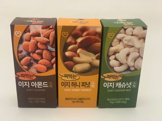 짜먹는 이지견과 짜먹는 이지아몬드, 짜먹는 이지허니피넛, 짜먹는 이지캐슈넛 각 10g X  10포 — 3.5점을 준 리뷰어가 2021년 2월 올린 사용 사진