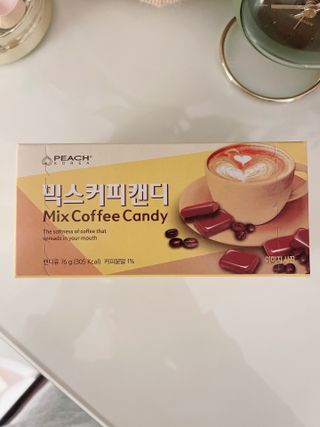 (주) 피치코리아 믹스커피캔디76g x2개입 — 3.5점을 준 리뷰어가 2022년 11월 올린 사용 사진