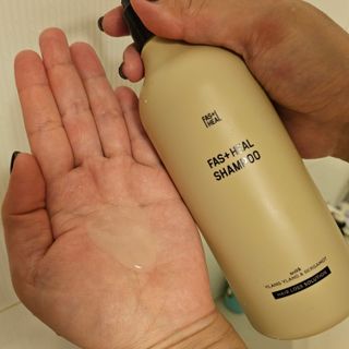 패스트힐(fast heal) 패스트힐 탈모증상완화샴푸 470ml — 4점을 준 리뷰어가 2023년 9월 올린 사용 사진