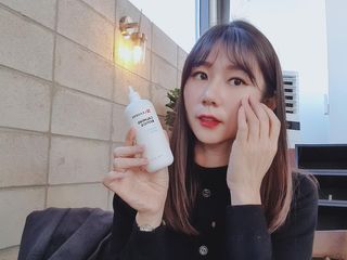 리더스코스메틱 리더스 카밍 바이오틱스 에센스 워터 — 5점을 준 리뷰어가 2021년 1월 올린 사용 사진
