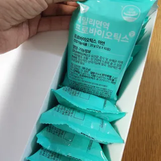 앙팡 패밀리면역 프로바이오틱스 2g x 100포 — 5점을 준 리뷰어가 2022년 10월 올린 사용 사진
