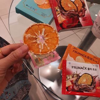 프루낵 초코5봉입 4종(화이트초코,다크초코,요구르트초코,콜라초코)  24g(4.8*5봉입) — 5점을 준 리뷰어가 2022년 9월 올린 사용 사진