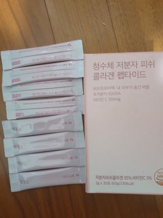 방방곳곳 청수체 콜라겐 — 4점을 준 리뷰어가 2022년 3월 올린 사용 사진