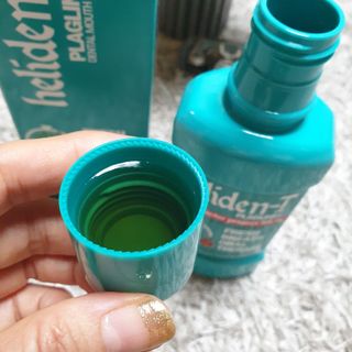 30초 후 눈으로 확인하는 헬리덴티 프라글린스 가글 — 4점을 준 리뷰어가 2021년 6월 올린 사용 사진