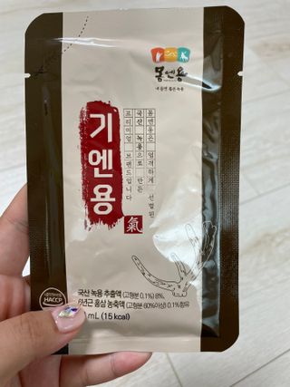 [몸엔용] 무더운 날씨에 국산녹용 기엔용으로 몸보신 50ml x 30포 — 4점을 준 리뷰어가 2021년 6월 올린 사용 사진
