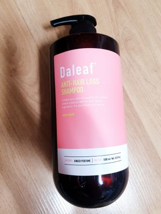 달리프 진저 베러 퍼퓸 탈모 완화 샴푸 1000ml 향 3종 — 5점을 준 리뷰어가 2021년 3월 올린 사용 사진