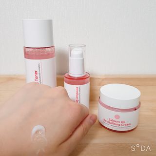 아이앤립 / EYENLIP 아이앤립 연어오일 리바이탈라이징 토너+앰플+크림 3종 세트 — 3점을 준 리뷰어가 2021년 6월 올린 사용 사진