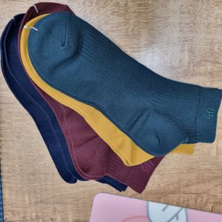 [사이즈가 있는 양말 필로이] 남/여 골지 발목 양말 4족 세트 남【S, M, L, XL】여【S, M, L】_컬러 랜덤 — 5점을 준 리뷰어가 2022년 6월 올린 사용 사진
