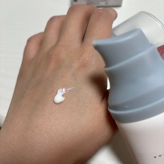 [스킨1004] 마다가스카르 센텔라 히알루-시카 워터핏 선세럼 50ml — 5점을 준 리뷰어가 2024년 5월 올린 사용 사진