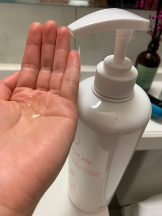 프리[닥터문] 유산균 락토케어 질경초 여성청결제 1000ml (젤타입) — 5점을 준 리뷰어가 2022년 7월 올린 사용 사진