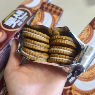 롯데제과 롯샌 카페크런치 — 5점을 준 리뷰어가 2021년 10월 올린 사용 사진