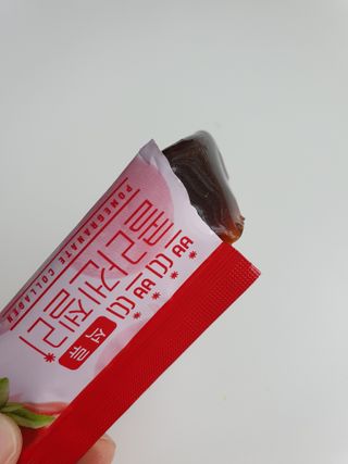 헬스업_쁘띠쁘띠석류콜라겐젤리_20g x 14포 — 5점을 준 리뷰어가 2021년 2월 올린 사용 사진