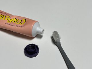 코랄리에 충치예방 고불소치약 (솔트+민트) — 5점을 준 리뷰어가 2023년 9월 올린 사용 사진