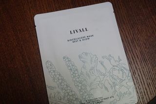 리브얼 | LIVALL 바이오셀룰로오스 마스크 레스트 앤 글로우 33ml  x 3개입 — 5점을 준 리뷰어가 2022년 7월 올린 사용 사진