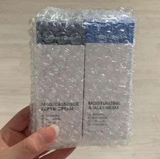 더마포레스트 마데카소사이드 리페어 크림,  모이스처라이징 아쿠아크림 — 5점을 준 리뷰어가 2021년 8월 올린 사용 사진