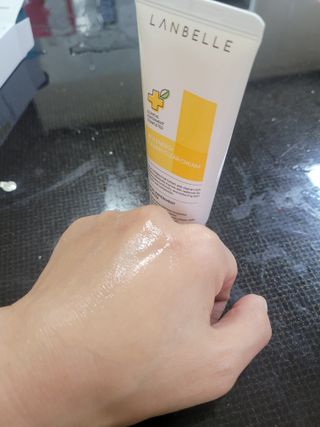랑벨 비타 에너지 잡티 크림 75ml (피부 속 기미완화크림) — 5점을 준 리뷰어가 2022년 6월 올린 사용 사진