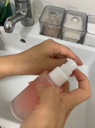 산다화 더블 이펙트 안티 링클 세럼 50ml — 3점을 준 리뷰어가 2022년 11월 올린 사용 사진