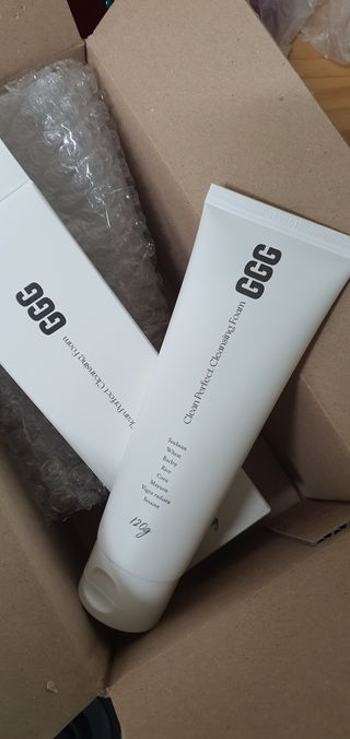 지지지 클린 퍼펙트 클렌징폼 120g — 5점을 준 리뷰어가 2022년 4월 올린 사용 사진