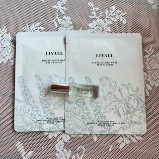 리브얼 | LIVALL 바이오셀룰로오스 마스크 레스트 앤 글로우 듀오 33ml  (2매) & 블루미 레스트 포션 — 5점을 준 리뷰어가 2022년 8월 올린 사용 사진
