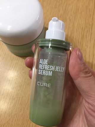 김정문알로에 큐어 큐어 알로에 리프레쉬 젤리 세럼, 큐어 알로에 하이드로 젤리 크림 — 5점을 준 리뷰어가 2021년 3월 올린 사용 사진