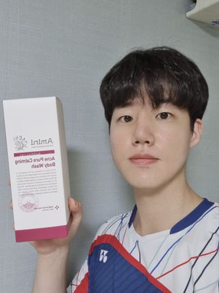 아미니 아크네 퓨어카밍 바디워시 500ml — 5점을 준 리뷰어가 2021년 7월 올린 사용 사진