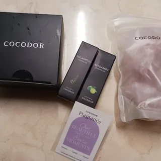 [코코도르] 스톤 에센셜 디퓨저 세트 (틴케이스+스톤+에센셜오일 20ml*2ea) — 5점을 준 리뷰어가 2024년 8월 올린 사용 사진