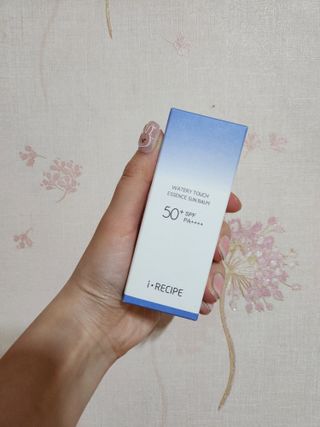 아이레시피 워터리터치 에센스 선 밤 [SPF50+/PA++++] — 5점을 준 리뷰어가 2023년 5월 올린 사용 사진